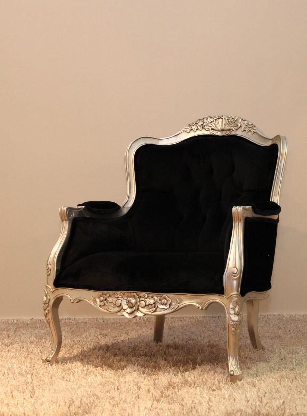 "Louis" Wing Chair